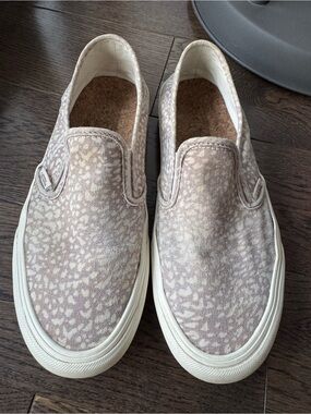 Vans Women's Slip-On Sneakers in Light Taupe Pattern